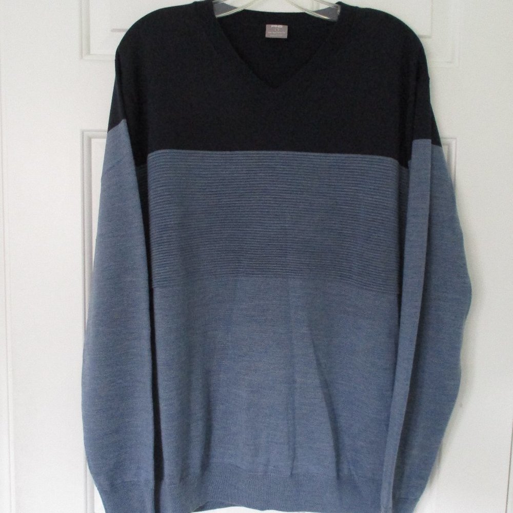 PING sensor warm Mens L/S Blue Merino Wool Golf V-Neck Sweater NWOT - Medium